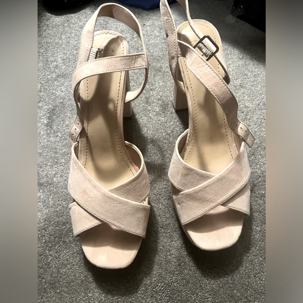 Justfab blush colored sandals. Size 11